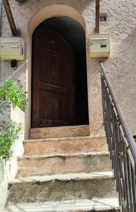 Chez Caro Apartamento L'Escarene Exterior foto